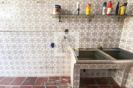 Casa à venda com 300m², 5 quartos e 3 vagasÁrea de Serviço