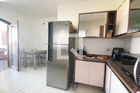 Casa à venda com 300m², 5 quartos e 3 vagasCozinha 2