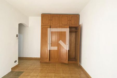 Casa à venda com 300m², 5 quartos e 3 vagasSuíte 2