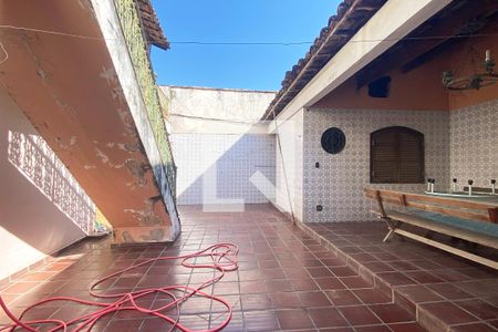 Casa à venda com 300m², 5 quartos e 3 vagasQuintal