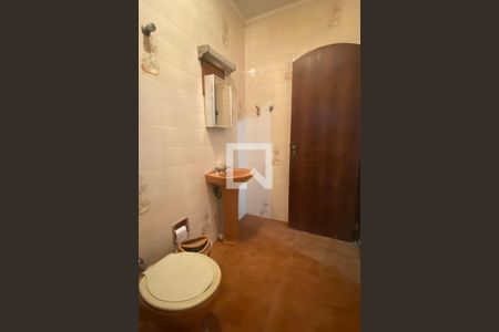 Casa à venda com 300m², 5 quartos e 3 vagasBanheiro da Suíte 1