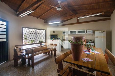 Apartamento à venda com 80m², 2 quartos e sem vagaÁrea comum - Salão de festas