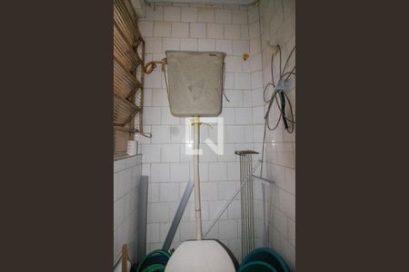 Apartamento à venda com 80m², 2 quartos e sem vagaBanheiro Auxiliar