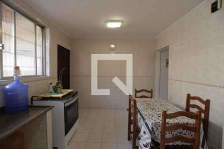 Casa à venda com 116m², 2 quartos e 2 vagasCozinha
