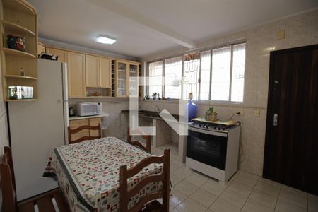 Casa à venda com 116m², 2 quartos e 2 vagasCozinha