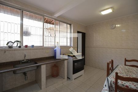 Casa à venda com 116m², 2 quartos e 2 vagasCozinha