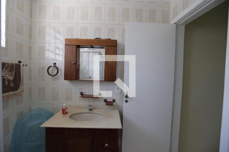 Casa à venda com 116m², 2 quartos e 2 vagasBanheiro