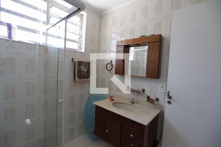 Casa à venda com 116m², 2 quartos e 2 vagasBanheiro