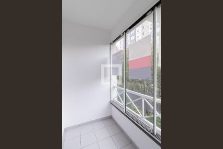 Varanda de apartamento à venda com 3 quartos, 64m² em Nonoai, Porto Alegre