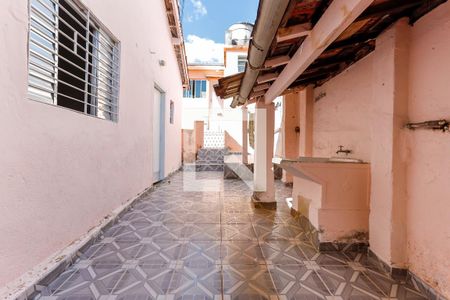 Casa para alugar com 40m², 1 quarto e sem vagaÁrea de Serviço