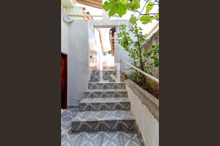 Casa para alugar com 40m², 1 quarto e sem vagaEscada Entrada