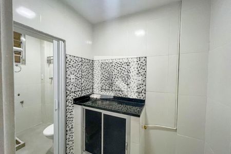 Cozinha de apartamento para alugar com 1 quarto, 35m² em Centro, Rio de Janeiro