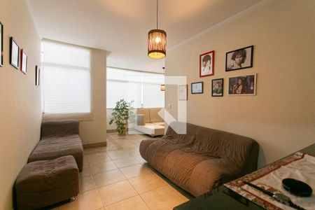 Casa à venda com 200m², 3 quartos e 2 vagas Casa à venda com 200m², 3 quartos e 2 vagasSala 2