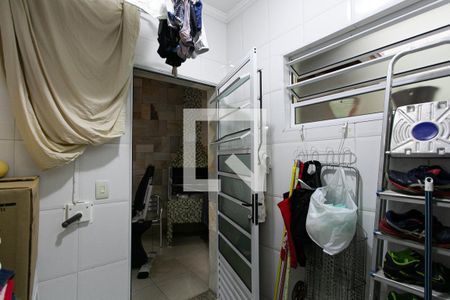 Casa à venda com 200m², 3 quartos e 2 vagas Casa à venda com 200m², 3 quartos e 2 vagasÁrea de Serviço