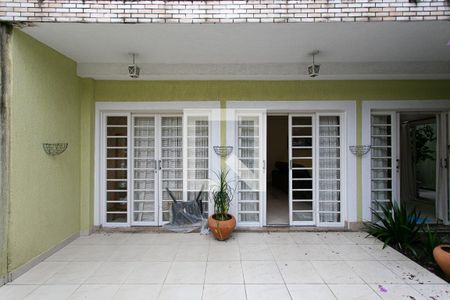 Casa à venda com 200m², 3 quartos e 2 vagas Casa à venda com 200m², 3 quartos e 2 vagasGaragem