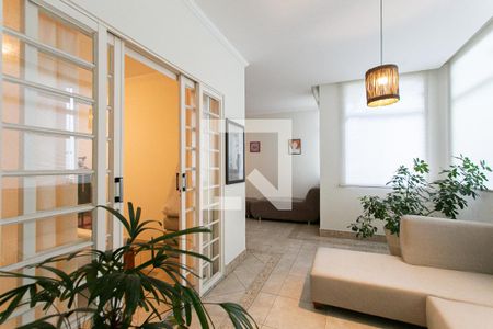 Casa à venda com 200m², 3 quartos e 2 vagas Casa à venda com 200m², 3 quartos e 2 vagasSala 2