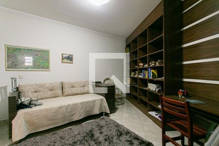 Casa à venda com 200m², 3 quartos e 2 vagas Casa à venda com 200m², 3 quartos e 2 vagasSuíte 3