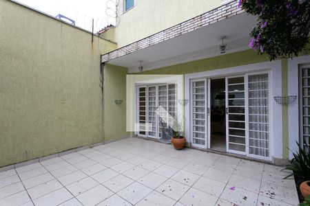 Casa à venda com 200m², 3 quartos e 2 vagas Casa à venda com 200m², 3 quartos e 2 vagasGaragem