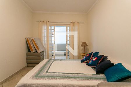 Casa à venda com 200m², 3 quartos e 2 vagas Casa à venda com 200m², 3 quartos e 2 vagasSuíte 2