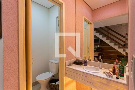 Casa à venda com 200m², 3 quartos e 2 vagas Casa à venda com 200m², 3 quartos e 2 vagasLavabo