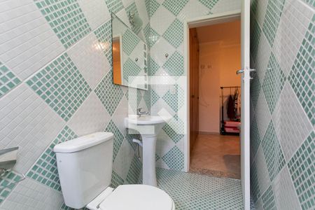 Casa à venda com 200m², 3 quartos e 2 vagas Casa à venda com 200m², 3 quartos e 2 vagasBanheiro da Suíte 2