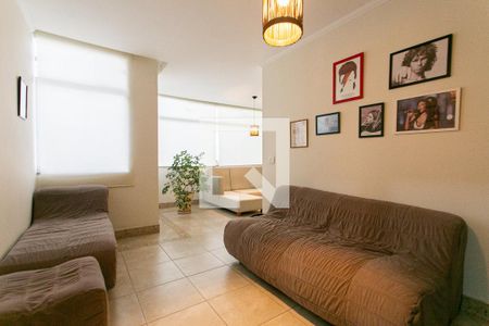 Casa à venda com 200m², 3 quartos e 2 vagas Casa à venda com 200m², 3 quartos e 2 vagasSala 2