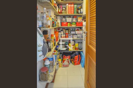 Apartamento à venda com 250m², 4 quartos e 2 vagasDespensa