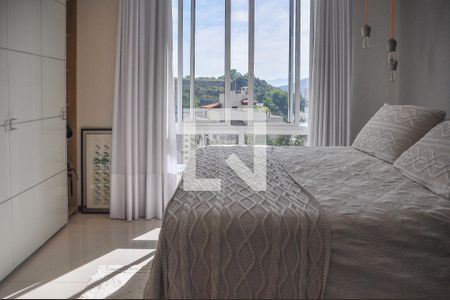 Apartamento à venda com 250m², 4 quartos e 2 vagasSuíte 2