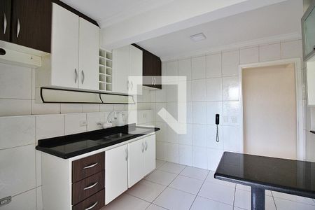 Apartamento para alugar com 70m², 2 quartos e 1 vagaCozinha
