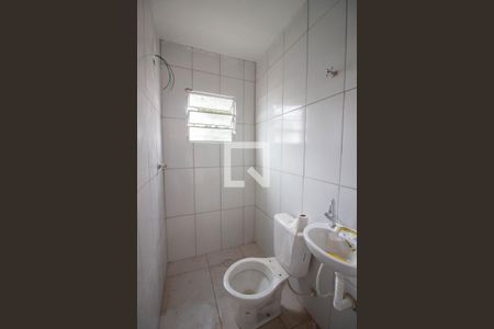 Banheiro de kitnet/studio para alugar com 1 quarto, 22m² em Cidade Nova São Miguel, São Paulo