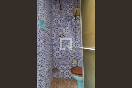 Apartamento à venda com 85m², 2 quartos e sem vagaBanheiro de Serviço