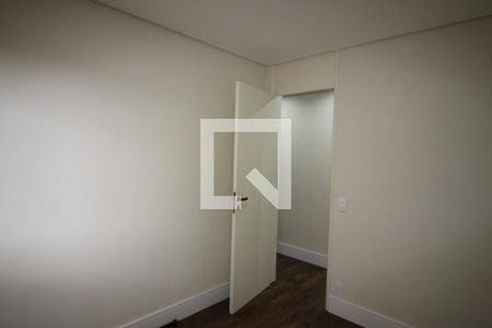 Quarto 1 de apartamento para alugar com 2 quartos, 45m² em B, São Paulo