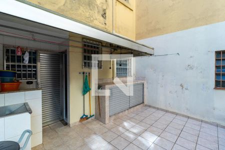 Apartamento à venda com 75m², 2 quartos e sem vagaQuintal