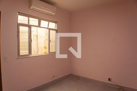 Quarto 2 de apartamento para alugar com 2 quartos, 89m² em Caonze, Nova Iguaçu