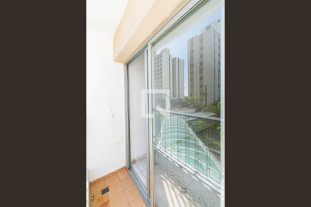 Apartamento à venda com 68m², 3 quartos e 1 vaga Apartamento à venda com 68m², 3 quartos e 1 vagaVaranda