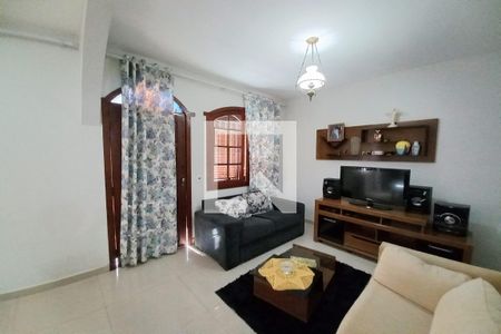 Sala de casa à venda com 3 quartos, 170m² em Tupi B, Belo Horizonte