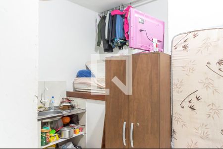 Casa à venda com 140m², 2 quartos e 2 vagas Casa à venda com 140m², 2 quartos e 2 vagasQuarto de Serviço