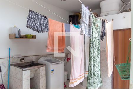 Casa à venda com 140m², 2 quartos e 2 vagas Casa à venda com 140m², 2 quartos e 2 vagasÁrea de Serviço