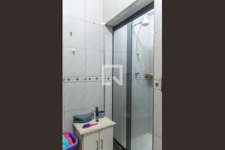 Casa à venda com 140m², 2 quartos e 2 vagas Casa à venda com 140m², 2 quartos e 2 vagasBanheiro