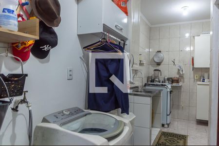 Casa à venda com 140m², 2 quartos e 2 vagas Casa à venda com 140m², 2 quartos e 2 vagasCozinha - Casa 2