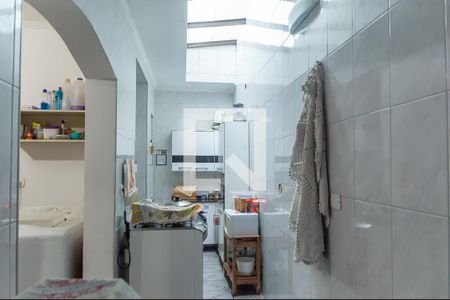 Casa à venda com 140m², 2 quartos e 2 vagas Casa à venda com 140m², 2 quartos e 2 vagasCozinha