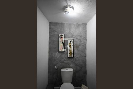 Casa à venda com 600m², 4 quartos e 3 vagasLavabo da varanda