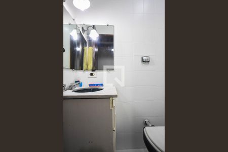 Casa à venda com 600m², 4 quartos e 3 vagasBanheiro suíte 3