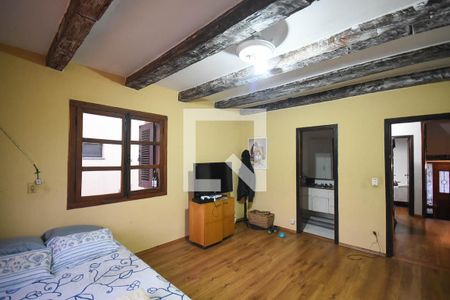 Casa à venda com 600m², 4 quartos e 3 vagasSuíte 1