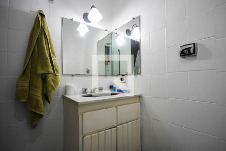 Casa à venda com 600m², 4 quartos e 3 vagasBanheiro suíte 3