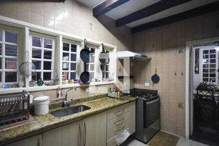 Casa à venda com 600m², 4 quartos e 3 vagasCozinha