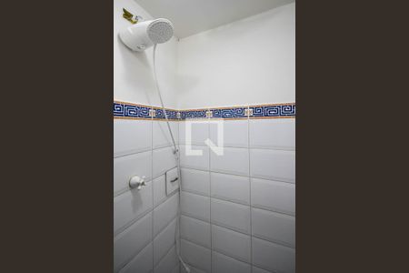 Casa à venda com 600m², 4 quartos e 3 vagasChuveiro do banheiro da suíte 4