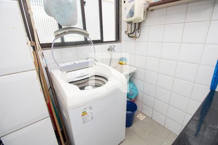 Apartamento à venda com 106m², 2 quartos e 1 vagaÁrea de Serviço