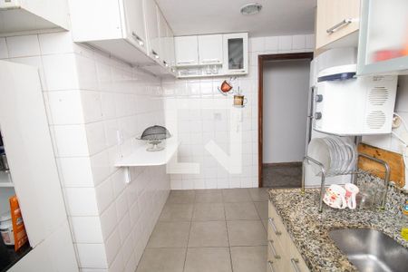 Apartamento à venda com 106m², 2 quartos e 1 vagaCozinha