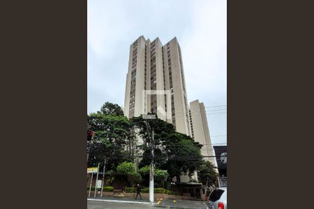 Apartamento à venda com 49m², 2 quartos e 1 vaga Apartamento à venda com 49m², 2 quartos e 1 vagaFachada